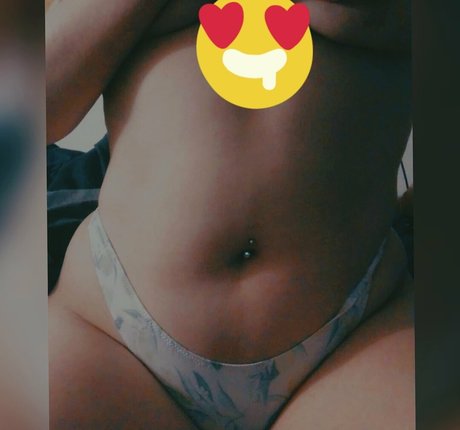 Nacktes geleaktes OnlyFans-Foto von Xxcherrycupcakexx