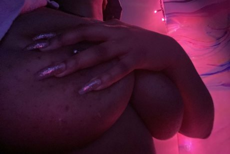 Nacktes geleaktes OnlyFans-Foto von Skimaskprincess