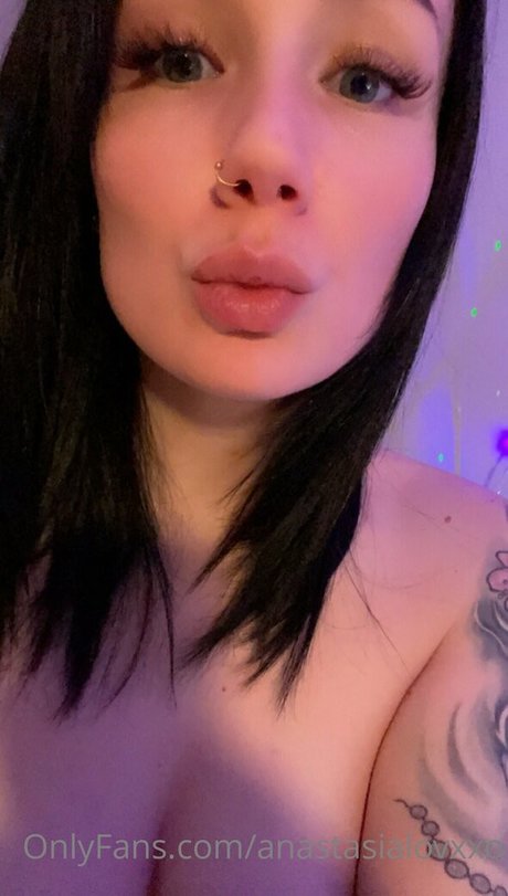Foto desnuda filtrada de OnlyFans de Anastasialovxxo