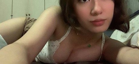 Yotanwas OnlyFansリークヌード写真