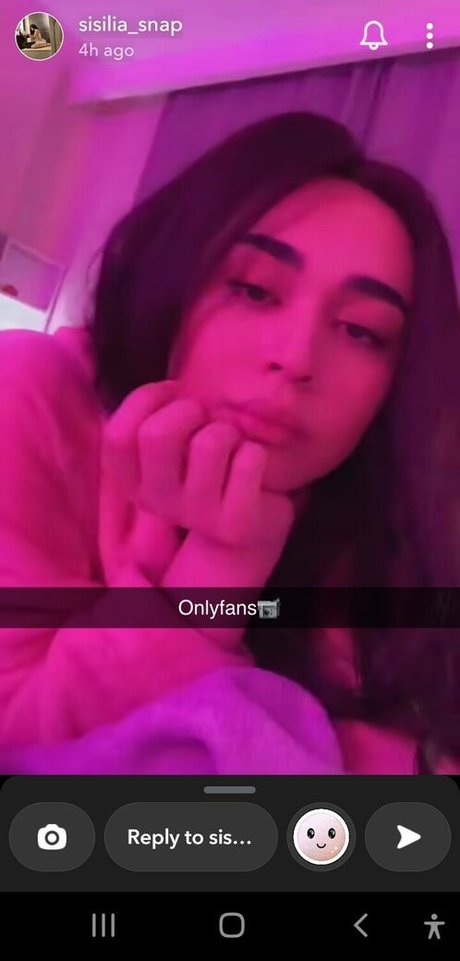 Foto di nudo di fuga di OnlyFans di Sisililslut