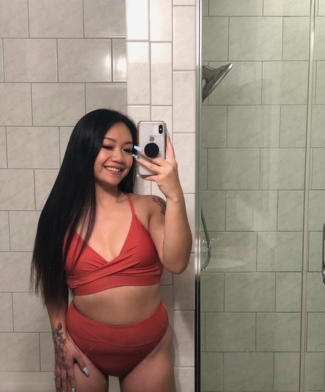 Senpaiyang OnlyFansリークヌード写真