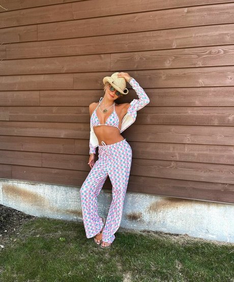 Nacktes geleaktes OnlyFans-Foto von Olivia Jade