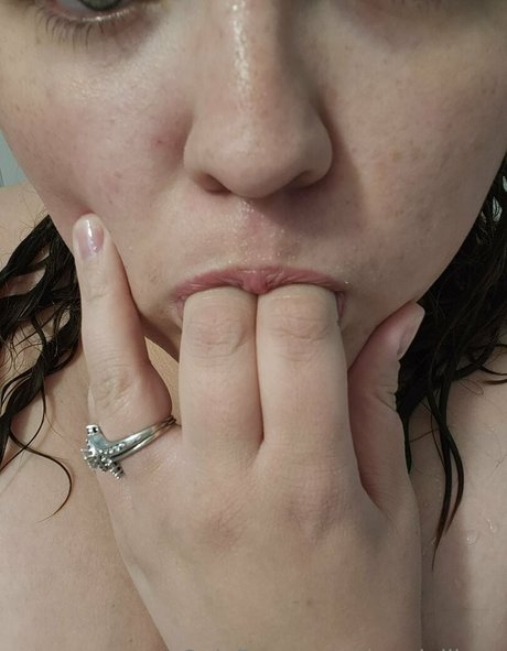 Nahá fotka uniklých OnlyFans od Dannielllove