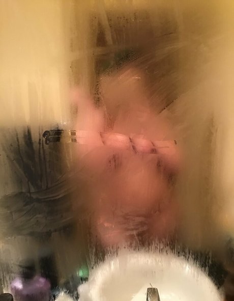 Photo nue de fuite OnlyFans de Saberthot