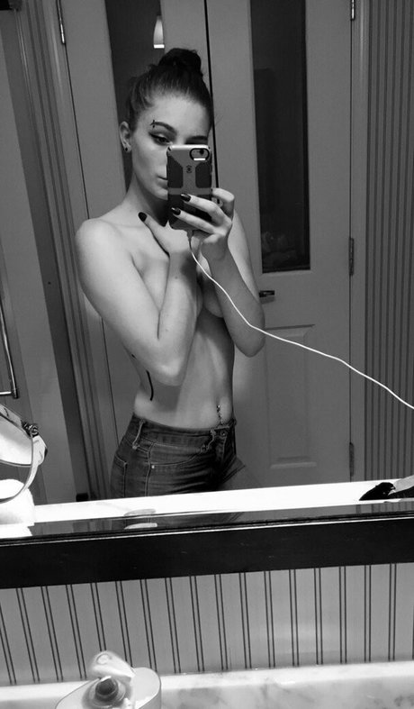 Nahá fotka uniklých OnlyFans od Freecheechchronic