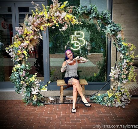 Naken läckt OnlyFans-bild av Taylorraz