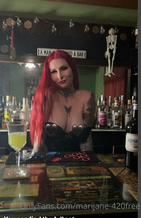 Foto desnuda filtrada de OnlyFans de Marijane420free