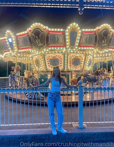 Alasti lekkinud OnlyFans-i pilt Crushingitwithmandib