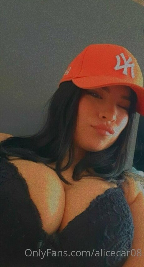 Foto di nudo di fuga di OnlyFans di Alicecar08