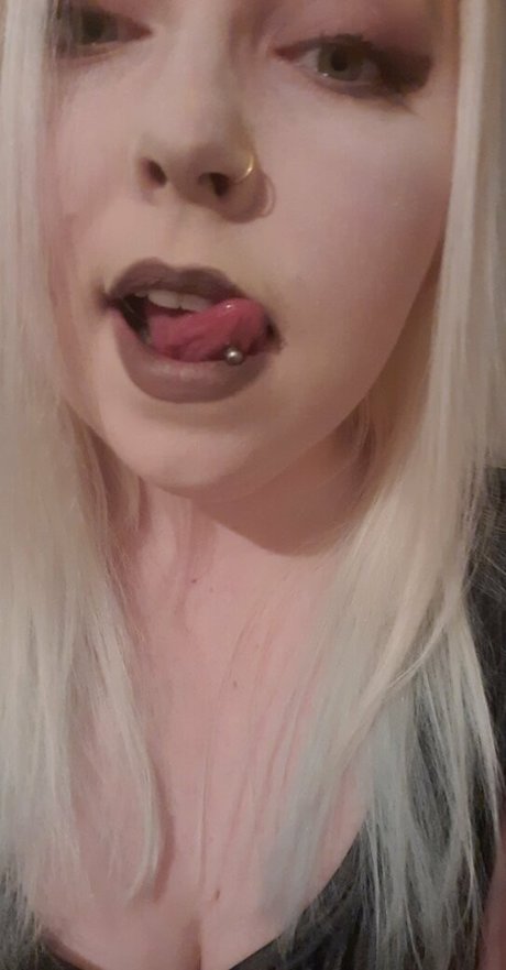 Alasti lekkinud OnlyFans-i pilt Mistressmel1