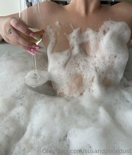 Alasti lekkinud OnlyFans-i pilt Susandpixiedust