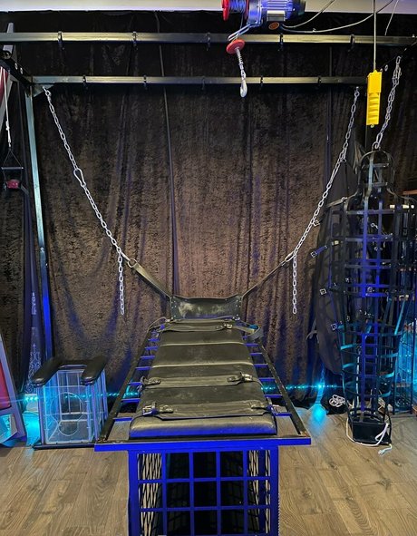 Naken lekkede OnlyFans-bilde av Rubberangeldoll