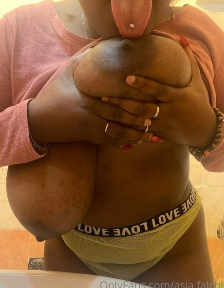 OnlyFans-model Asiafalchi