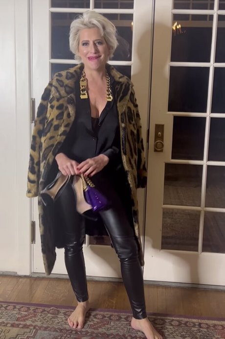 Naken läckt OnlyFans-bild av Dorinda Medley