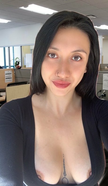 Nacktes geleaktes OnlyFans-Foto von Lexirosewatermefree