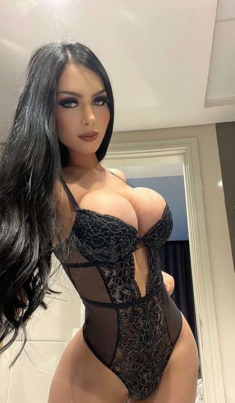 Alasti lekkinud OnlyFans-i pilt Grecia Dorado