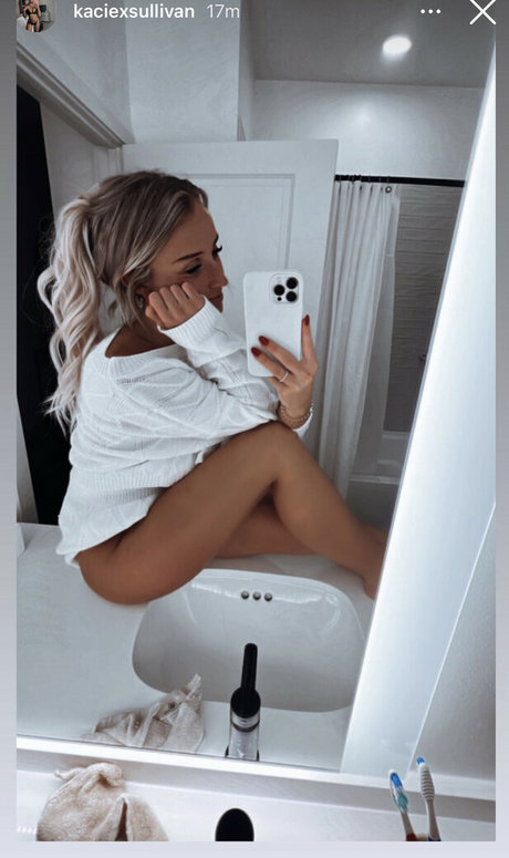 Nacktes geleaktes OnlyFans-Foto von Kacieeee080