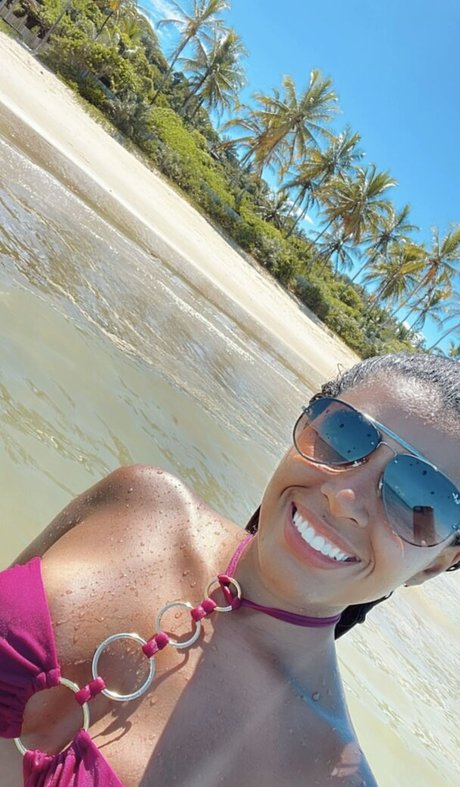 Marcela Sales OnlyFansリークヌード写真