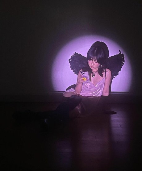 Naakte gelekte OnlyFans-foto van Yu Ling Wu