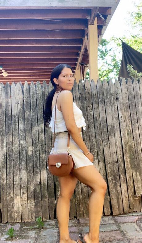 Nacktes geleaktes OnlyFans-Foto von Tsgisele