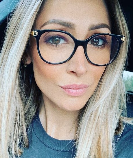 Naken läckt OnlyFans-bild av Lucyjo Hudson