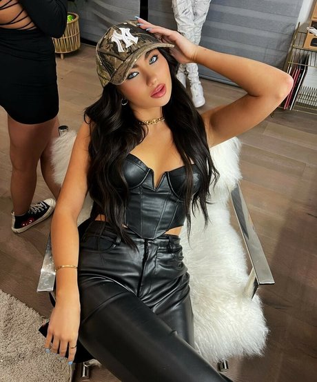 Nacktes geleaktes OnlyFans-Foto von Gianna Luke