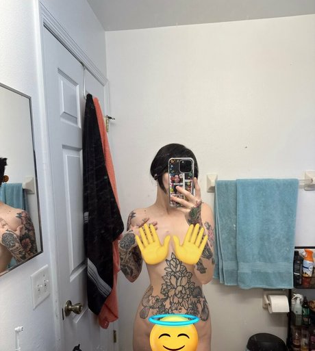 Alasti lekkinud OnlyFans-i pilt Marsgirl