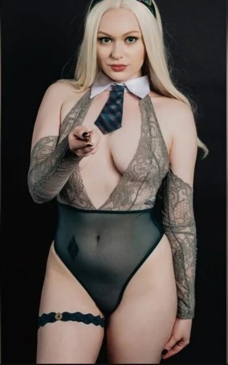 Naken läckt OnlyFans-bild av Queenofarkhamcity