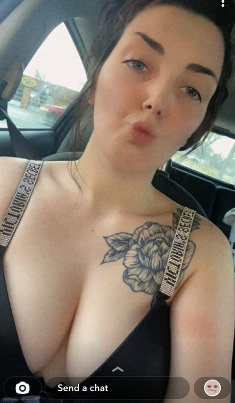 Naakte gelekte OnlyFans-foto van Therealnic2021