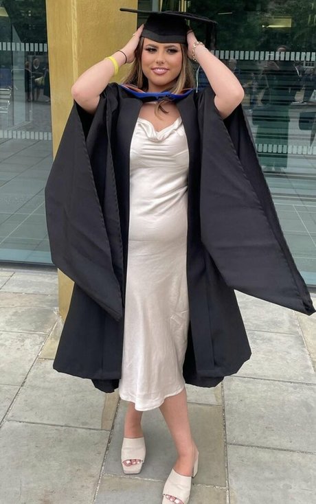 Naken lekkede OnlyFans-bilde av Emma Willis