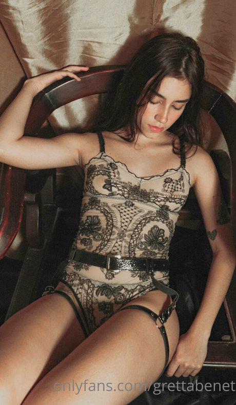 Alasti lekkinud OnlyFans-i pilt Grettabenet