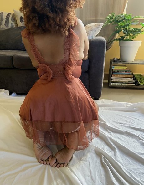 Alasti lekkinud OnlyFans-i pilt Wildheart Asmr