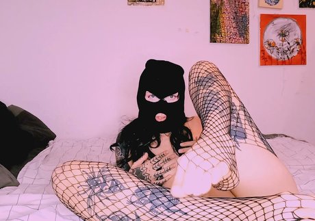 Foto desnuda filtrada de OnlyFans de Black Cherry