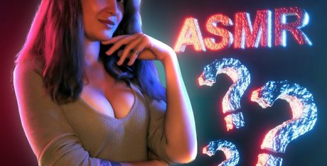 Naakte gelekte OnlyFans-foto van Asmr Airy