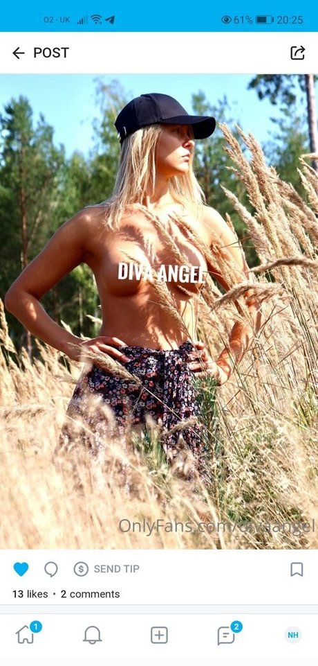 Naakte gelekte OnlyFans-foto van Diva Angel