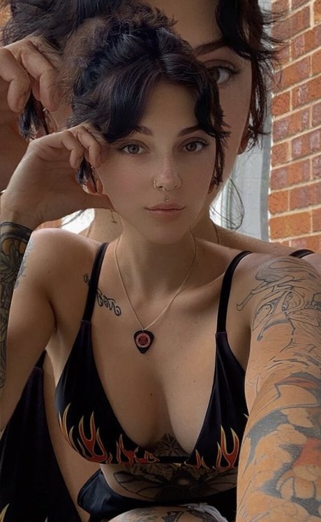 Naken lekkede OnlyFans-bilde av Gigisleek