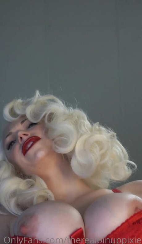 Pineup Pixie OnlyFans泄露裸照