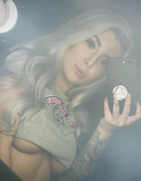 Naken lekkede OnlyFans-bilde av Sj Valenz