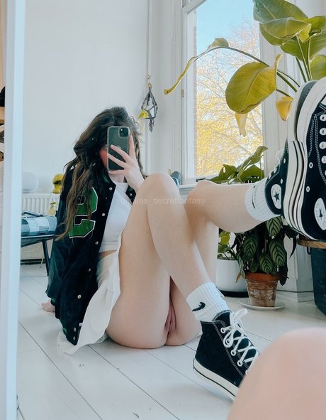 Juliassecretfantasy naked leaks OnlyFans pic