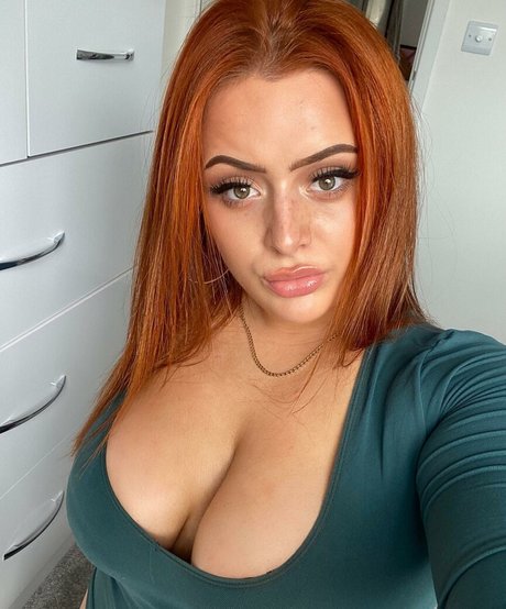 Nacktes geleaktes OnlyFans-Foto von Eleanor Evans