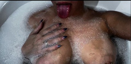 Foto di nudo di fuga di OnlyFans di Tucolorada12