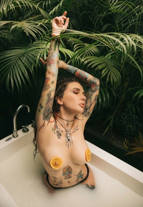 Nahá fotka uniklých OnlyFans od Natalia Veretennikova