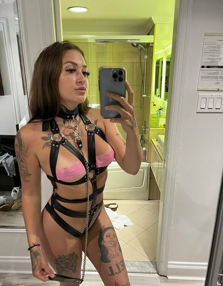 OnlyFans-model Missduudddyy