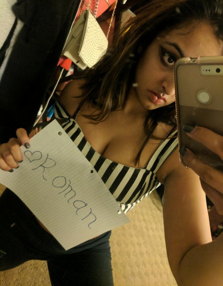 Nacktes geleaktes OnlyFans-Foto von Mygirlfund Mgf