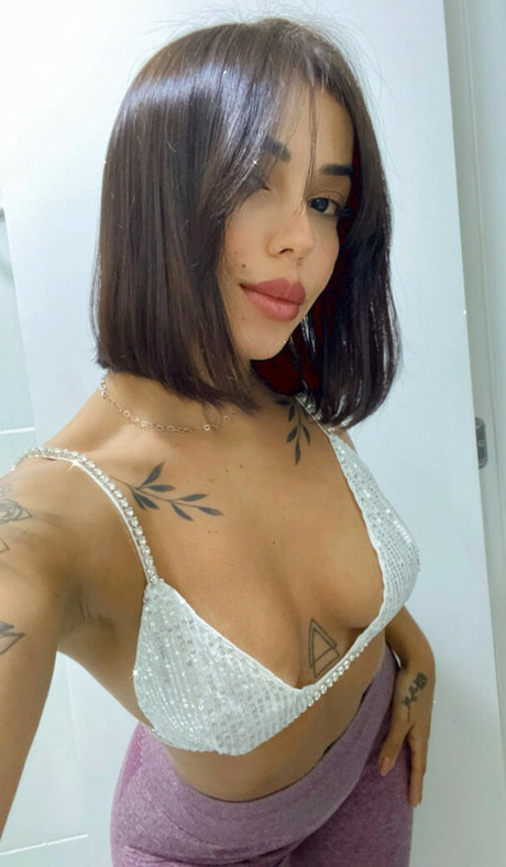 Naken läckt OnlyFans-bild av Eloh