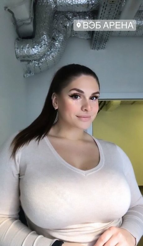 Nahá fotka uniklých OnlyFans od Anastasia Shark