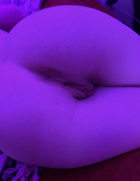Nacktes geleaktes OnlyFans-Foto von Serafina Princesserafina