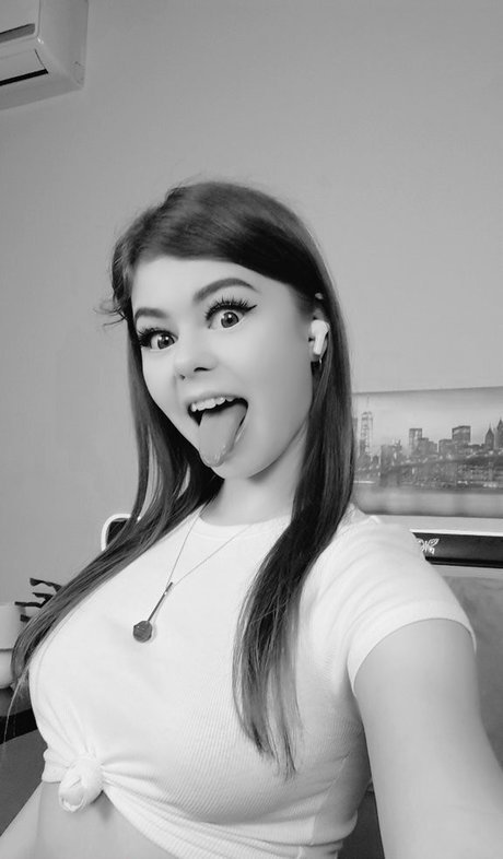 Naken lekkede OnlyFans-bilde av Sophia Wonder