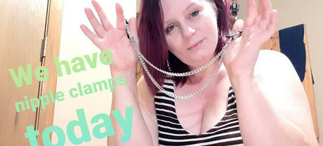 Nahá fotka uniklých OnlyFans od Sophie Daystarr Asmr